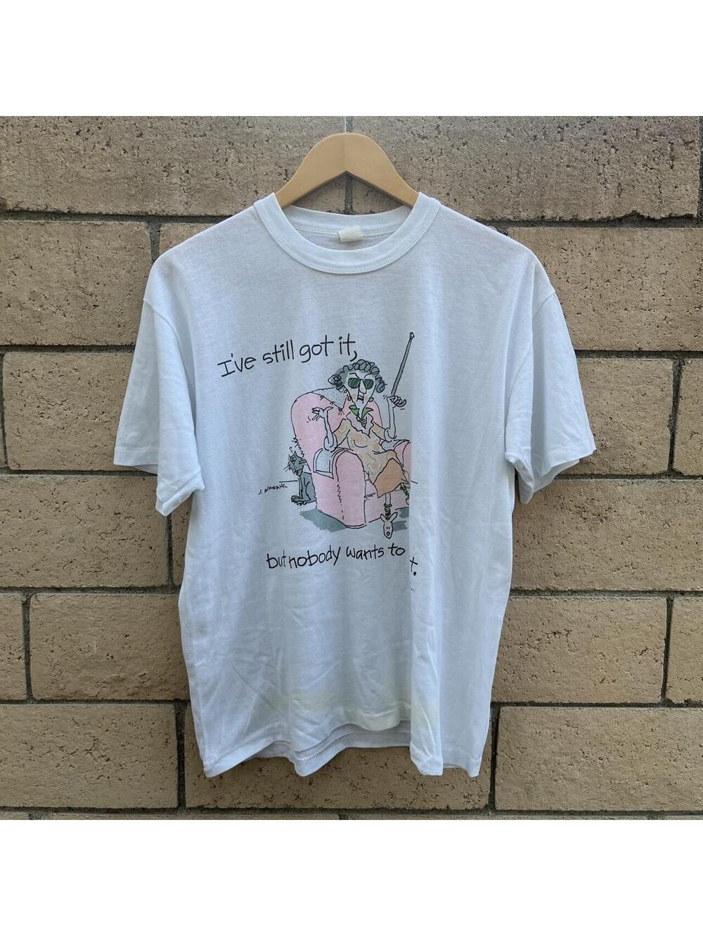 Vintage 90s y2k funny grandma shirt | size M